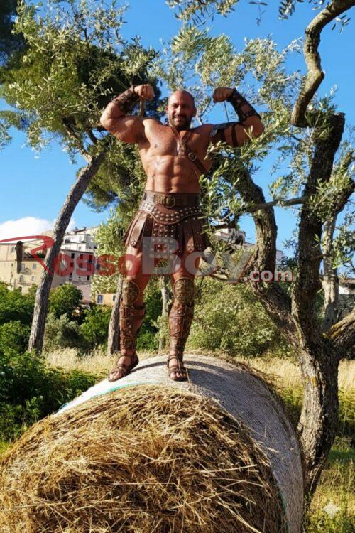 MASTER-MUSCLE-BEAR Escort Gay Avellino