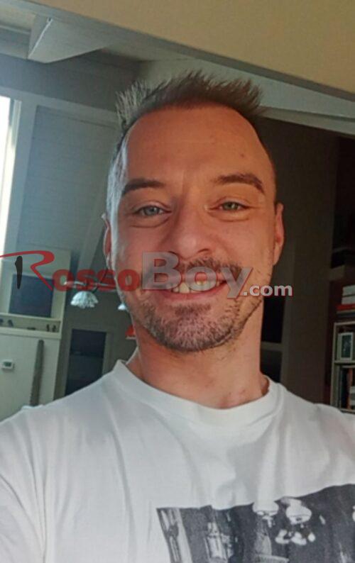 Luca boy Escort Gay Milano