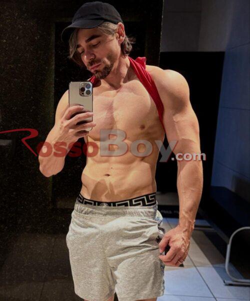 BRUNO Escort Gay Varese