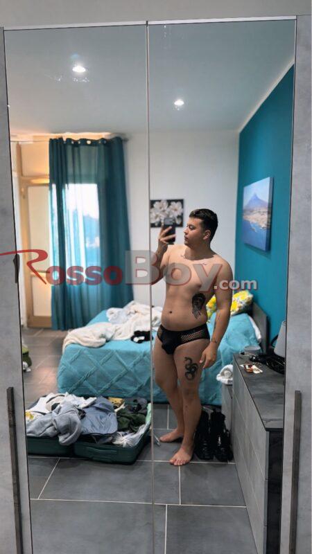 Jhoander Riojas Escort Gay Torino
